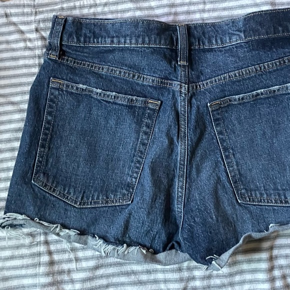 Women’s Gap Denim Cheeky Shorts - Picture 5 of 6